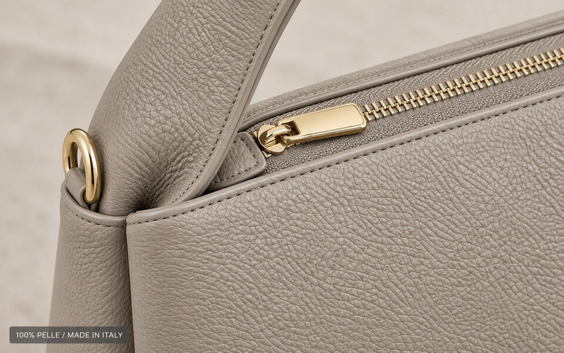 Genuine grained leather, zip and gold ring – Misariva Verona